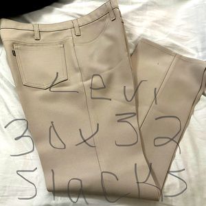 Men’s Tan Levi’s slacks size 30x32